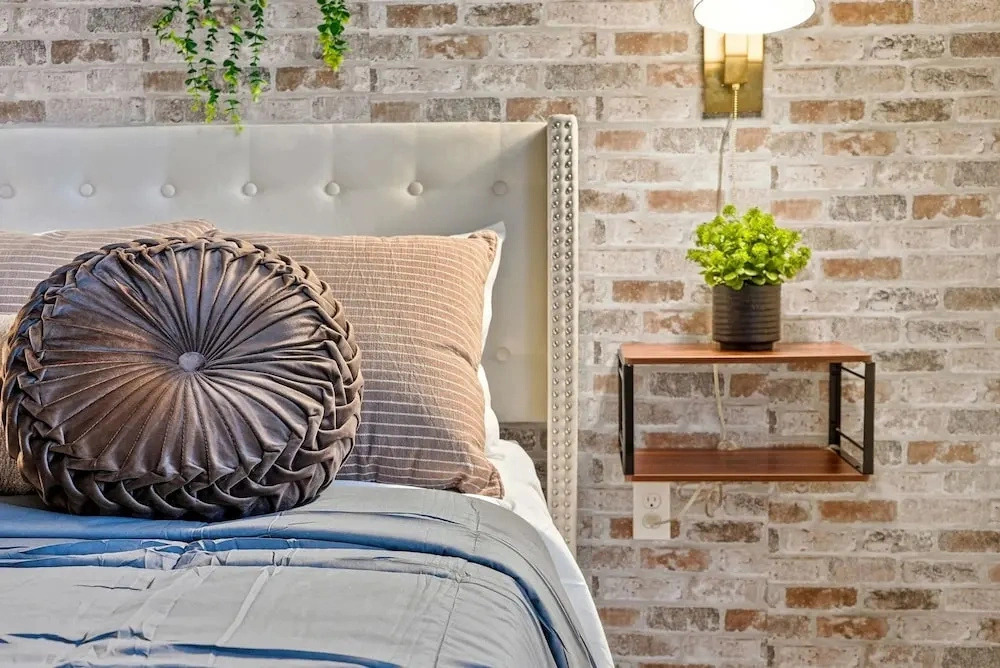Stylish 2BR w Balcony Pool Pet-friendly 15