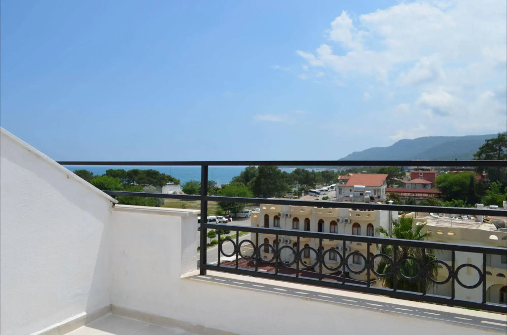 Отель Nex Royal Beach