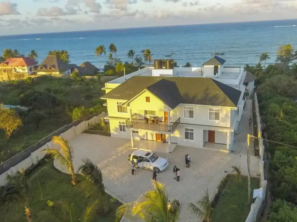 Sea Crest Hotel