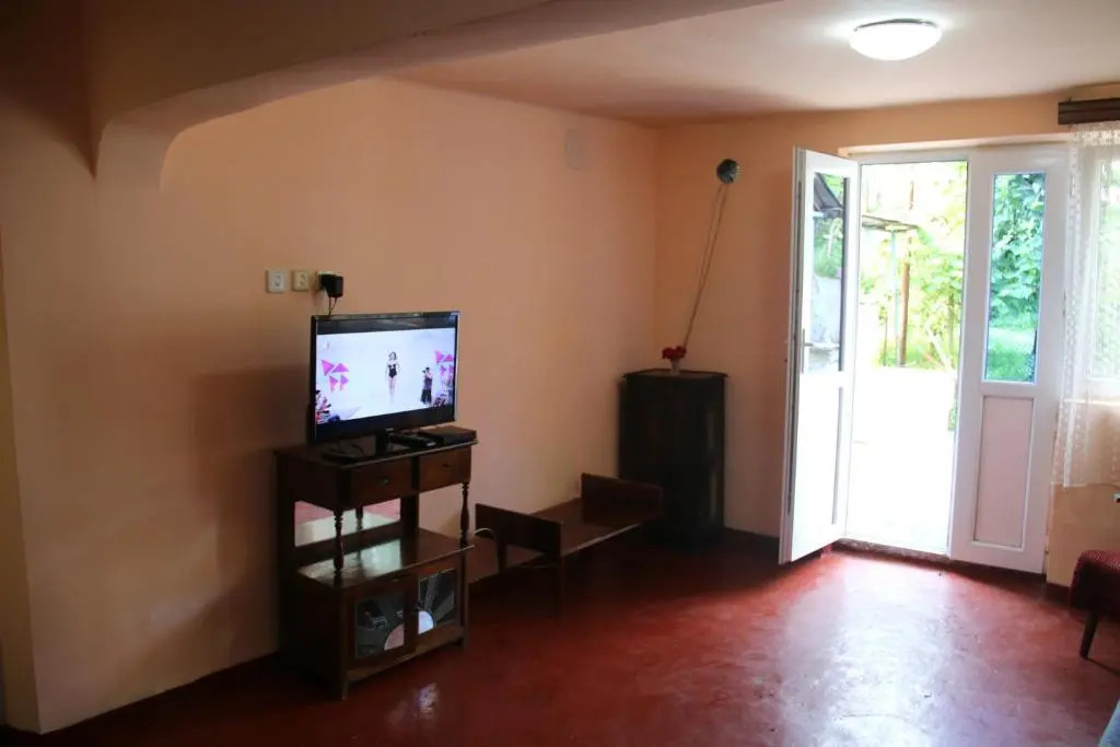 Achi Guest House