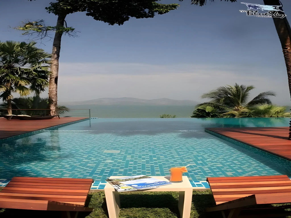 The Blue Sky Resort Ranong