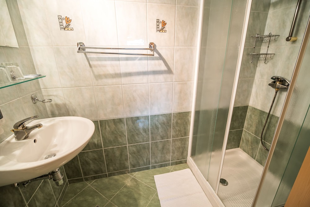 Bed & Breakfast Hisa Resje