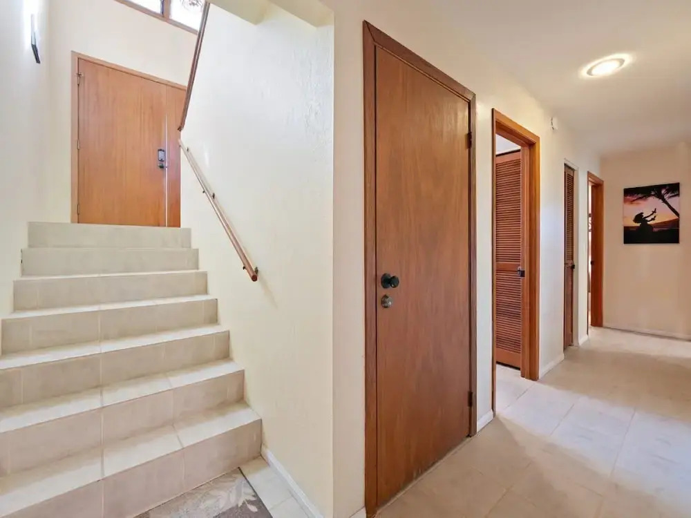 Heeia Bay Paradise Spacious 3 BDR Steps to Beach