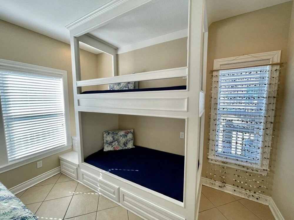 Deja View 3 Bedroom Home
