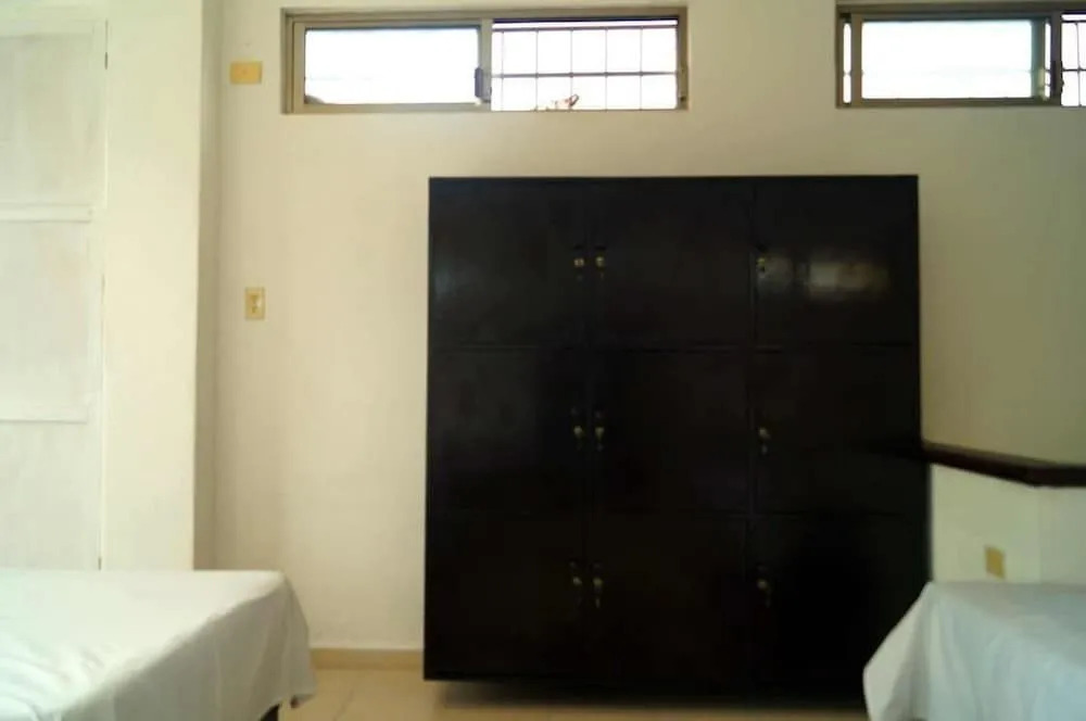 Hostal Frida - Adults Only