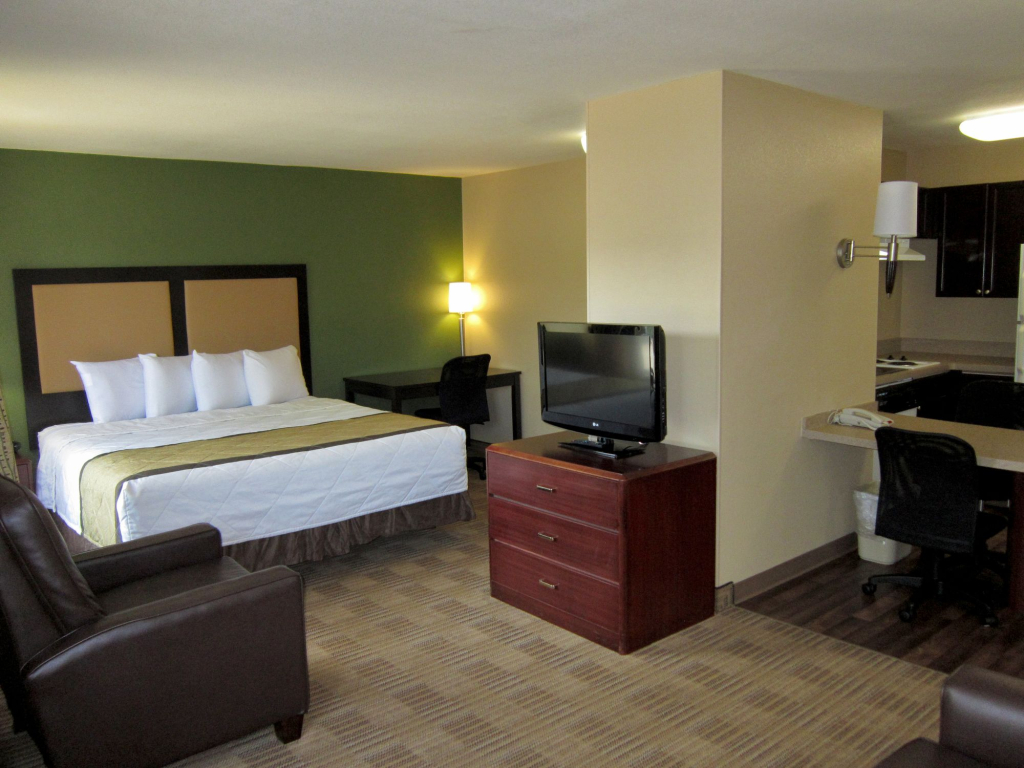 Sonesta Simply Suites Stafford