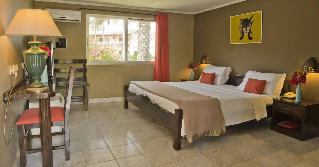 Sunset Beach Hotel