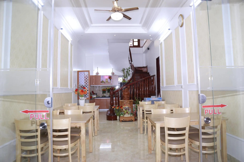 Moon & Sun Hotel