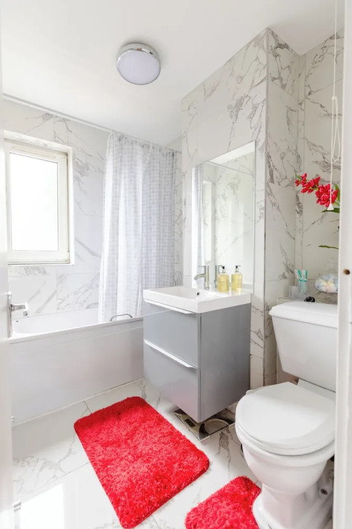 3 Bed Flat, Dedicated Workspace, Parking, 4KTV