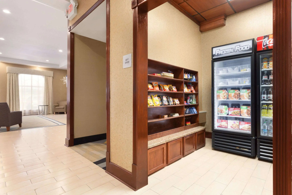 Wyndham Garden Grand Rapids Airport