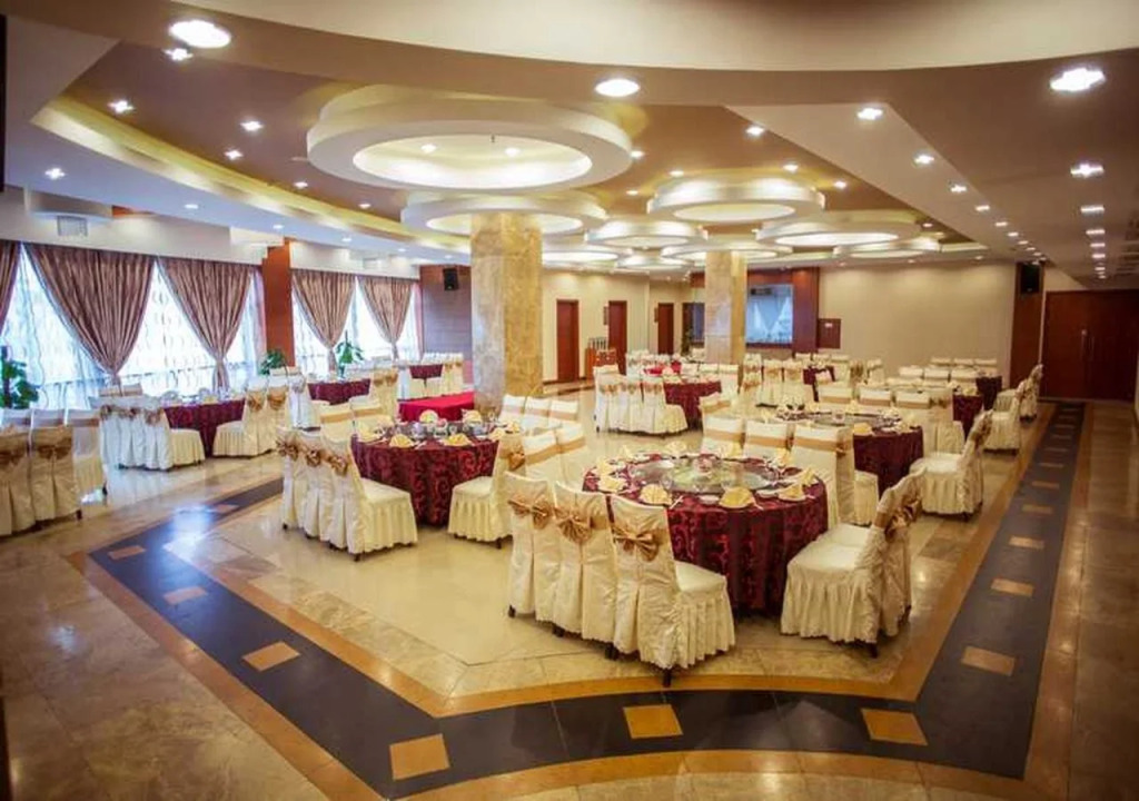 Universal House Hotel