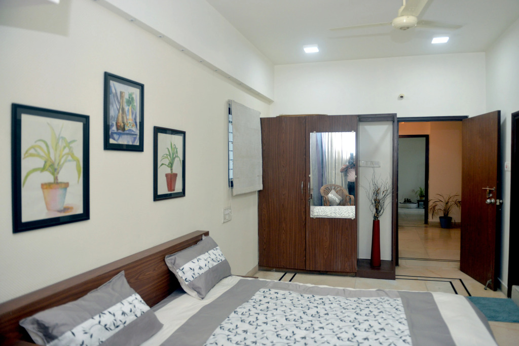 Paradise Homestay Civil Lines, Only Family & Corporate Stays