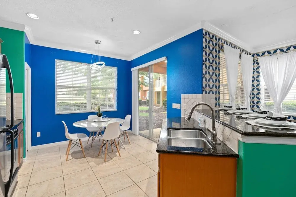 Super Fly- Movie Loft w Recliners Near Disney