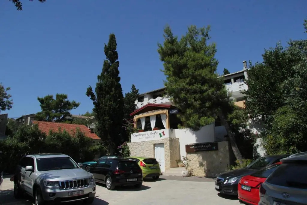 Novalja Guesthouse Economy rooms