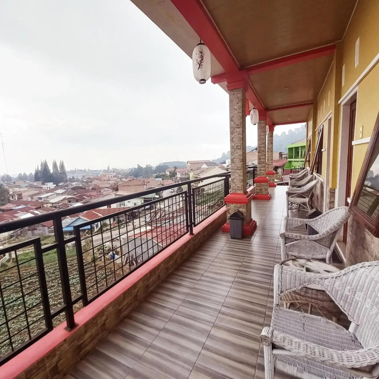WISMA SUNRISE GUEST HOUSE jln perwira atau jln kaliaga no 5A Berastagi