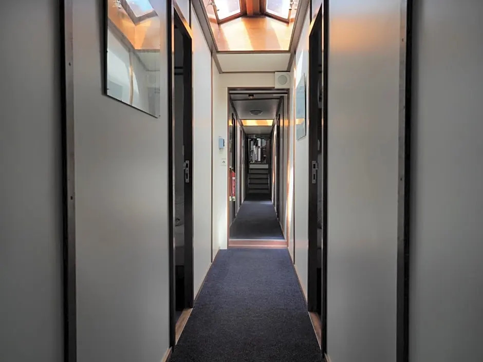 hotelboat Sarah Groningen