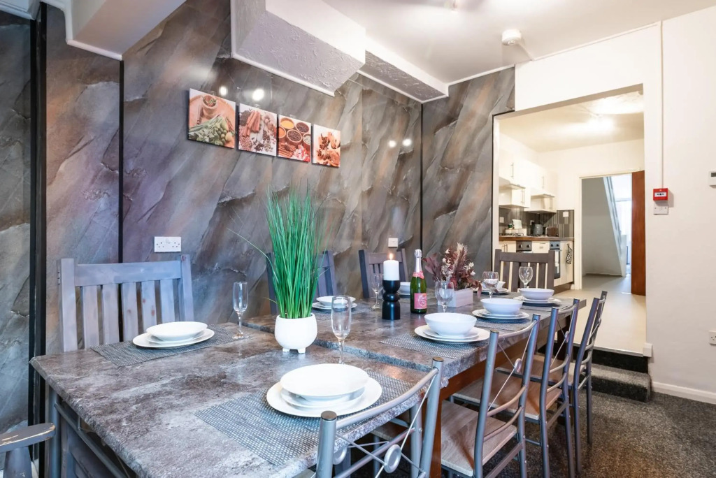 Favour Spacious Inn By Jesouth