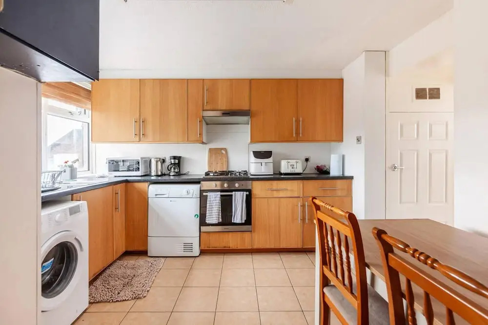 Spacious Home by Lee Valley Rafting Waltham Cross