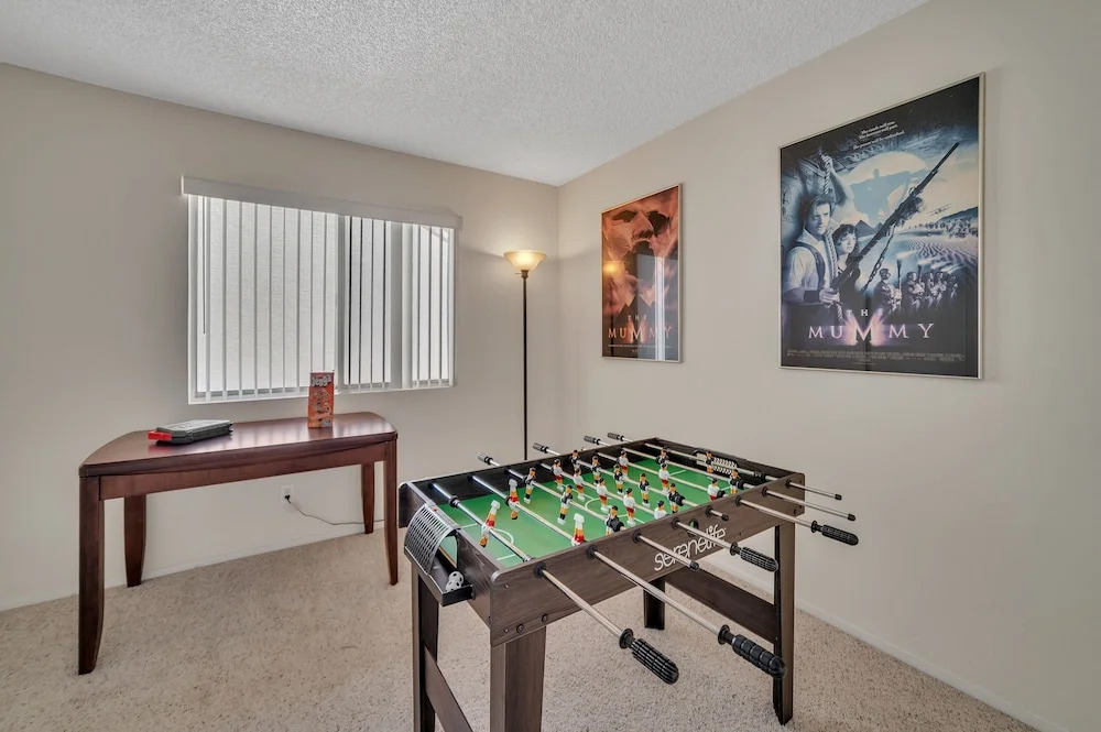 Las Vegas Oasis With Sparkling Pool 3 Bedroom Home by Redawning