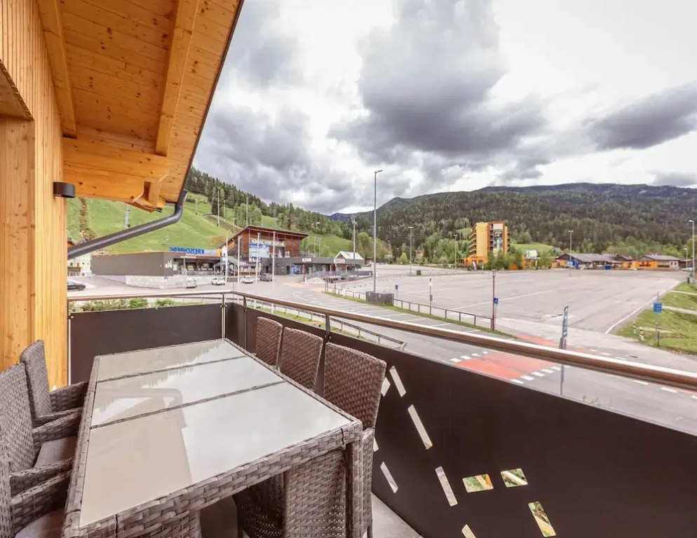 Lively Apartment Near the ski Area