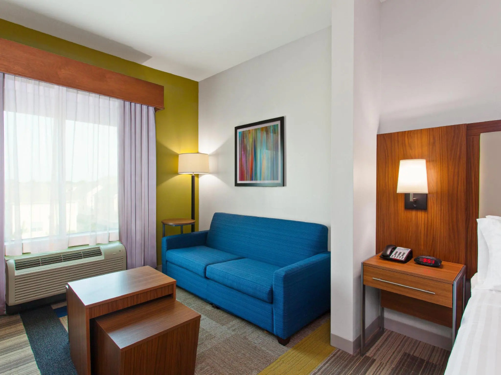 Holiday Inn Express & Suites Houston S - Medical Ctr Area by IHG