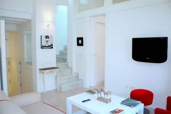 Relator Singular Apartments