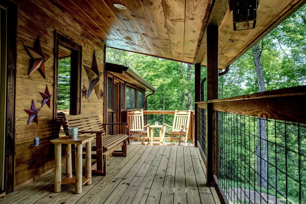 Scenic Solitude 2 Bedroom Home by Redawning
