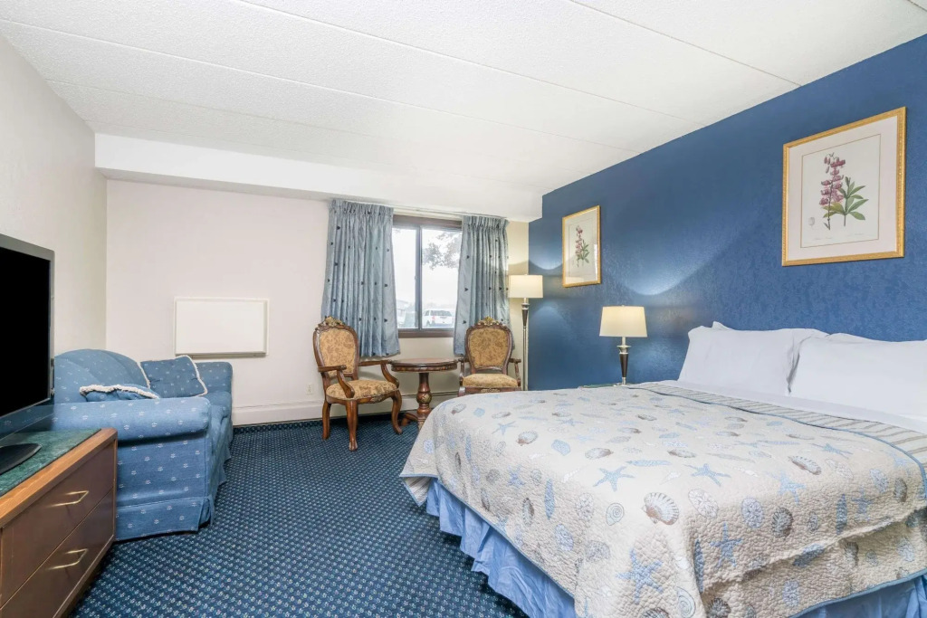 Knights Inn Litchfield