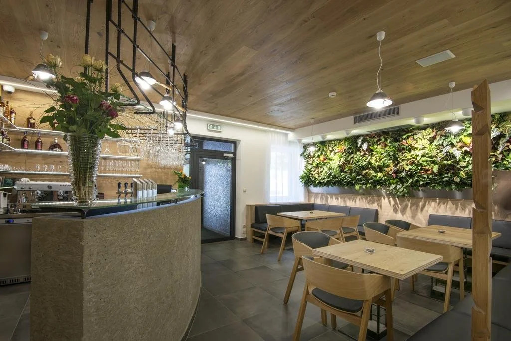 HOTEL A RESTAURACE U STAVAŘE