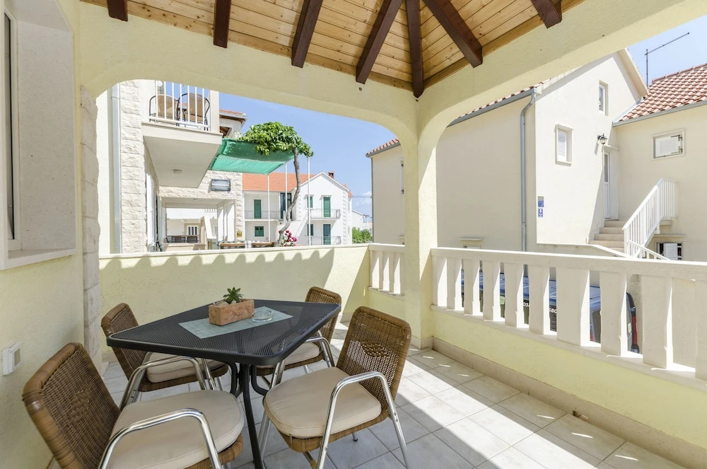 Apartments Josip