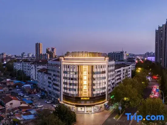 Yunfei Hotel (Danyang Babaiban Chenghe Road)