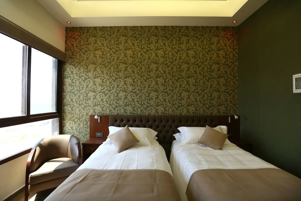 Sea View Hotel
