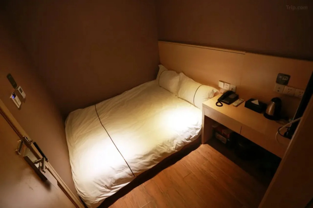 Pebble Motel (Guangzhou Conghua Street North Highway Intersection)