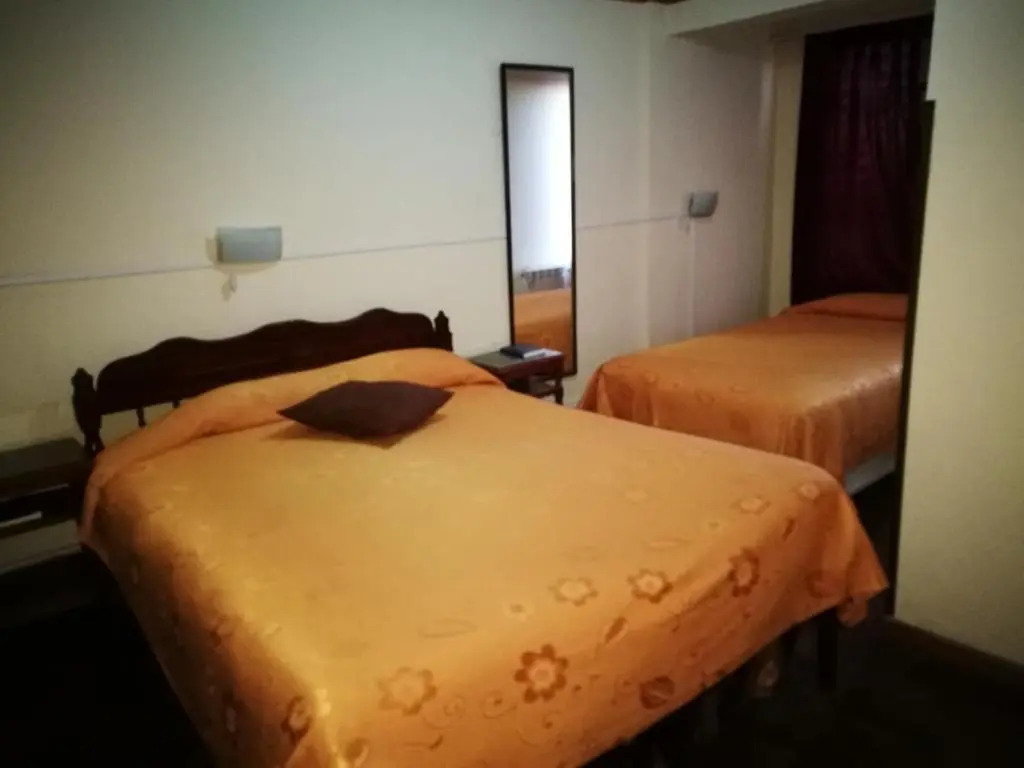 Julia Plaza Hotel