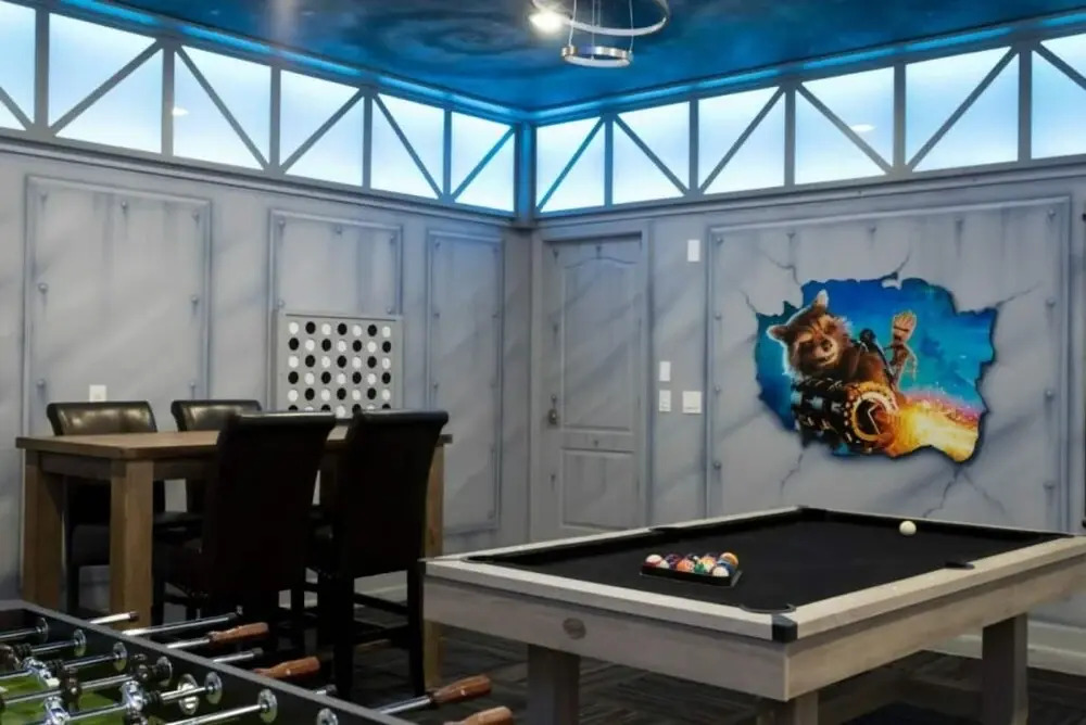 1400 Stunning 8bed with amazing game room