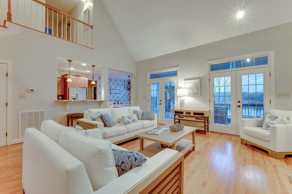 Waterfront Sherrills Ford Home w/ Pool & Boat Dock