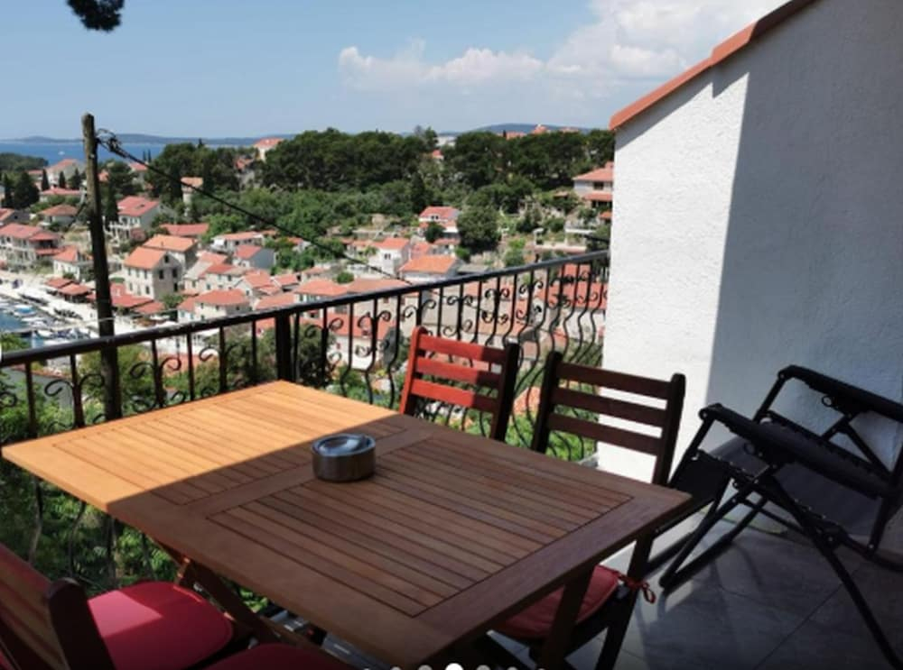 Apartments Vesna