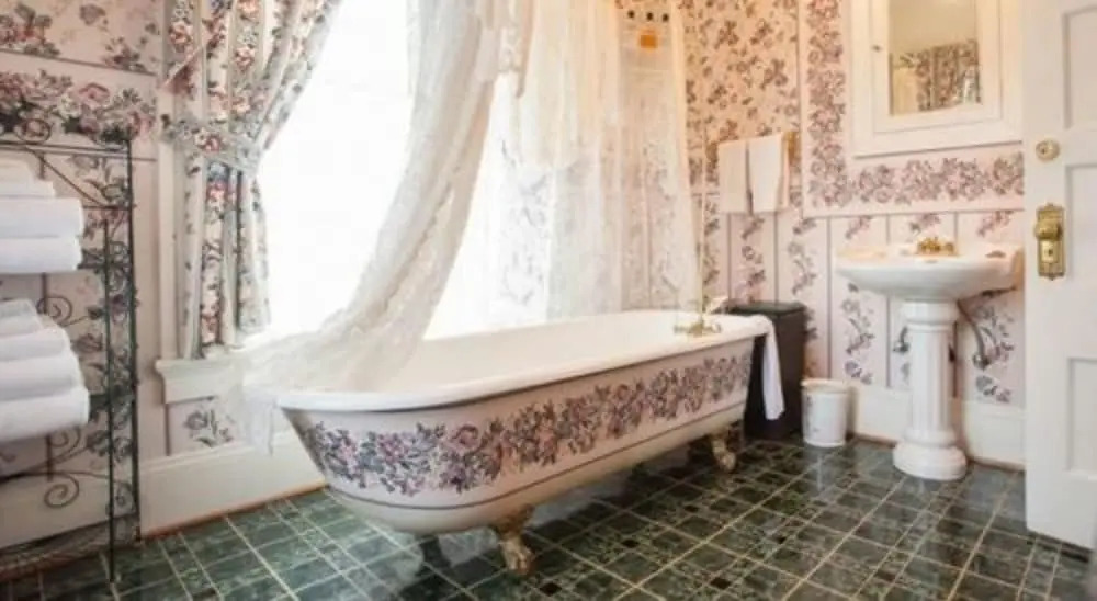 Lion and the Rose Victorian Guest House