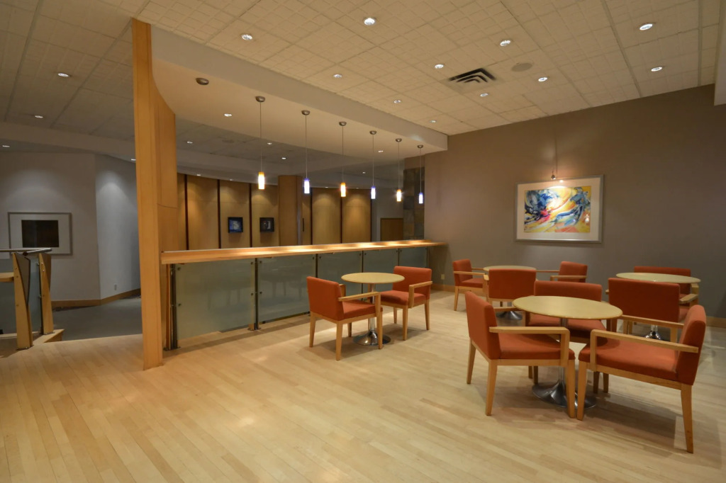 iHOTEL & Conference Centre Red Deer