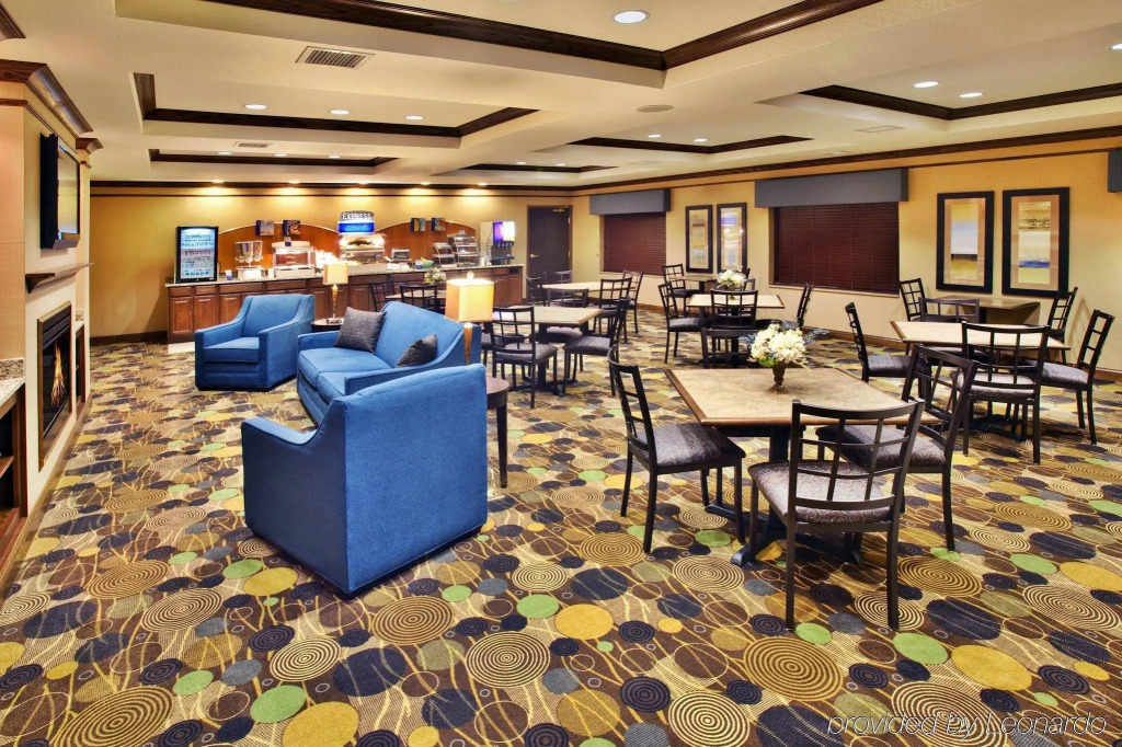 Holiday Inn Express Hotel & Suites - Dubuque West by IHG