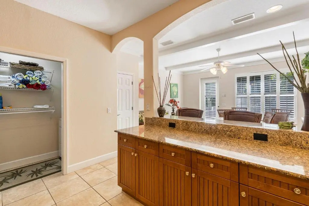 Siesta Avenida Townhome 5208