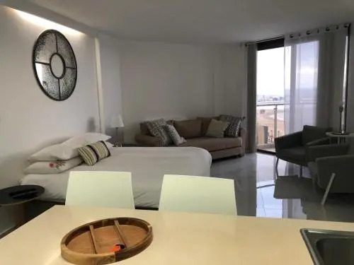 Lena's Beach Apartment