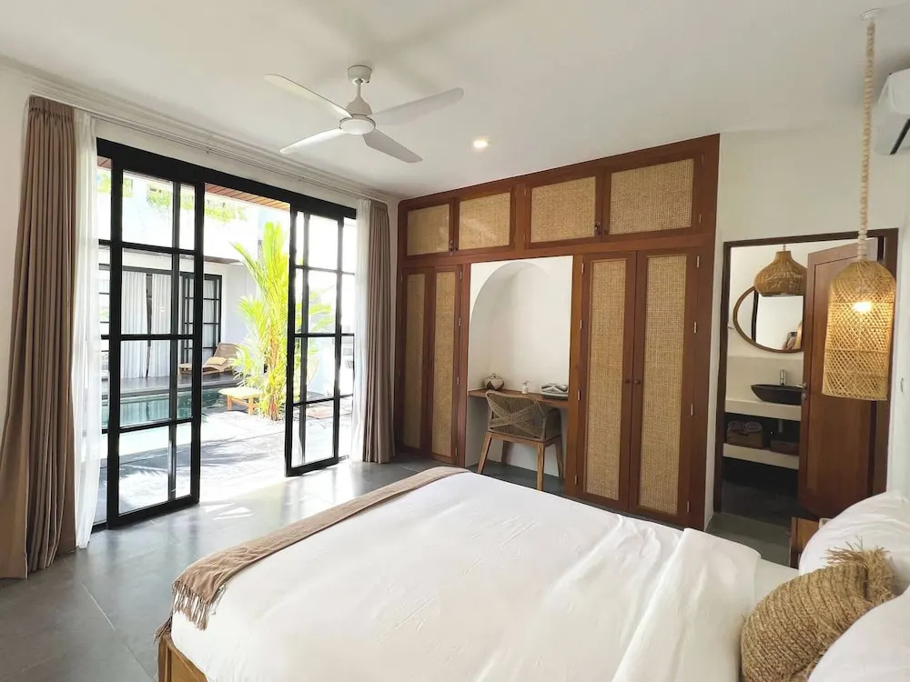 Casa Carolina Bali - Great 3 Bdr - Tumbak Bayuh Canggu