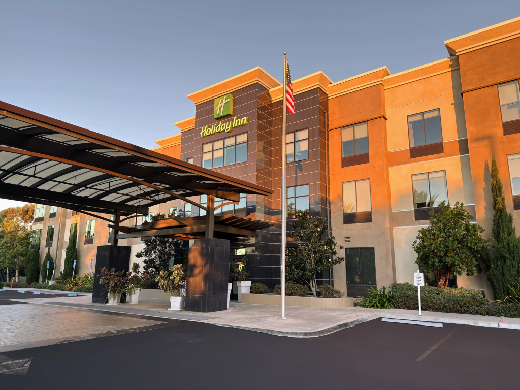 Holiday Inn Carlsbad by IHG