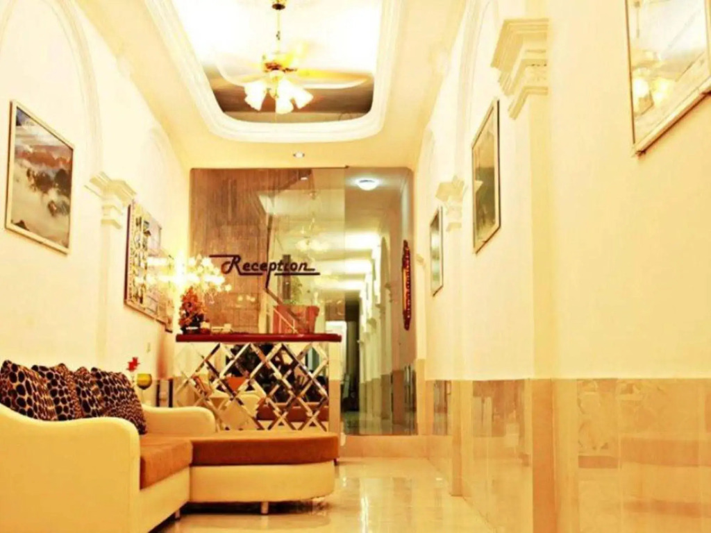 The Ambery Hanoi Boutique Hotel & Travel