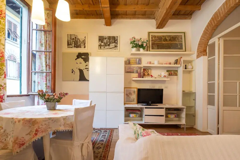 Colonna Romantic