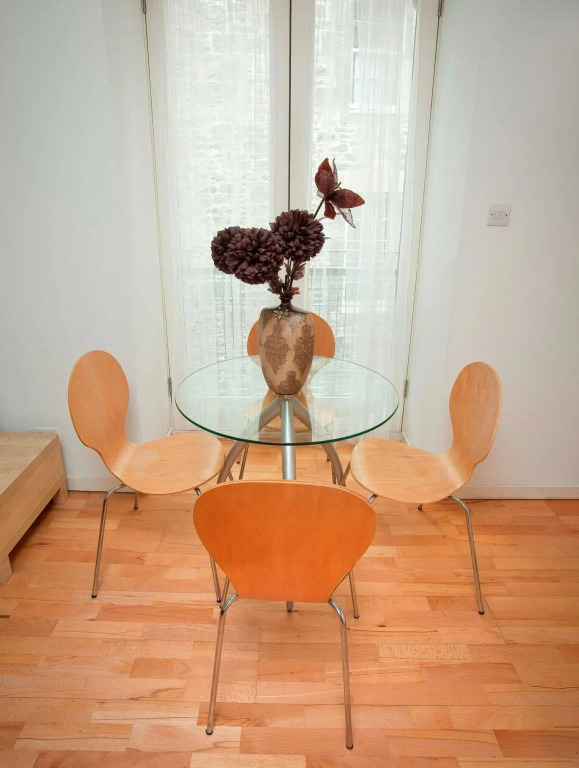 Royal Mile Apartments by Joivy
