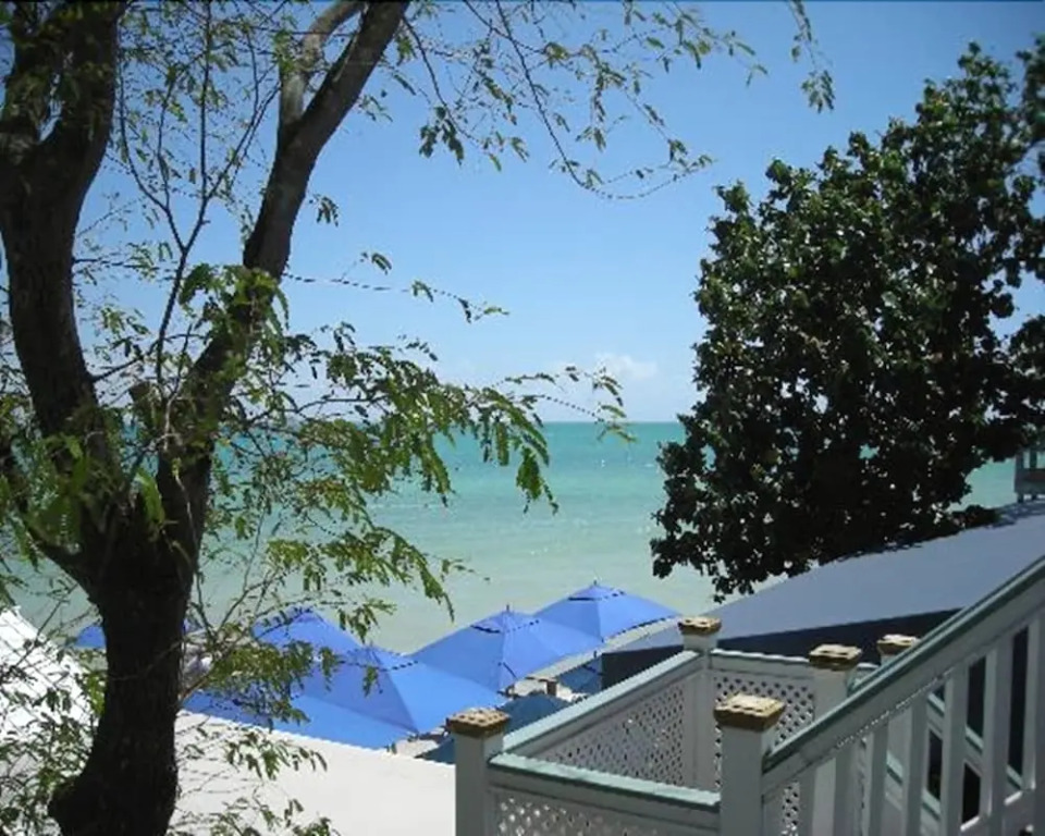 Coconut Beach Resort