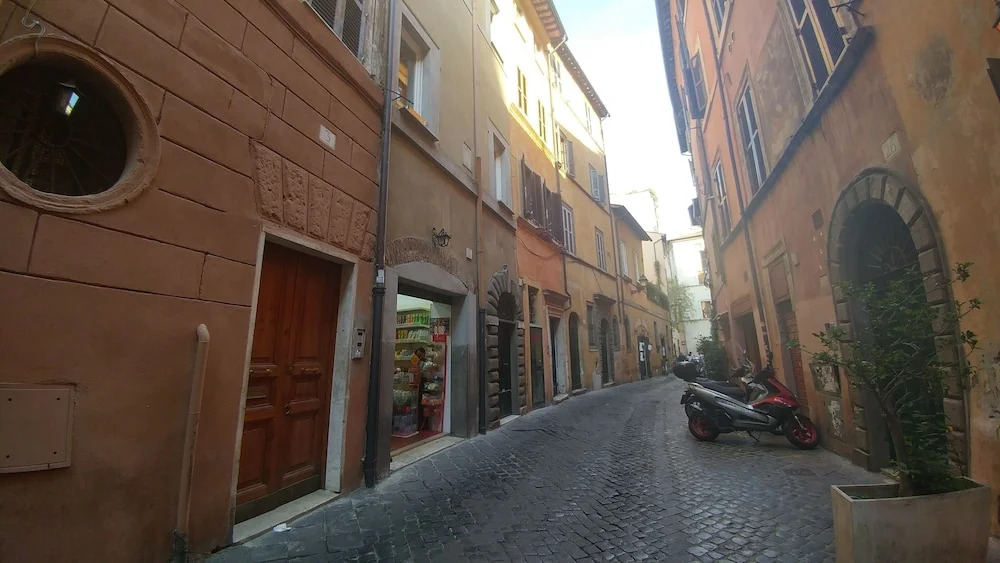 Dreaming Navona Rooms