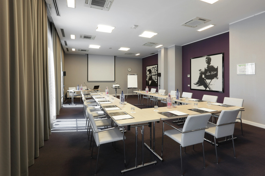 Holiday Inn Milan Nord Zara by IHG